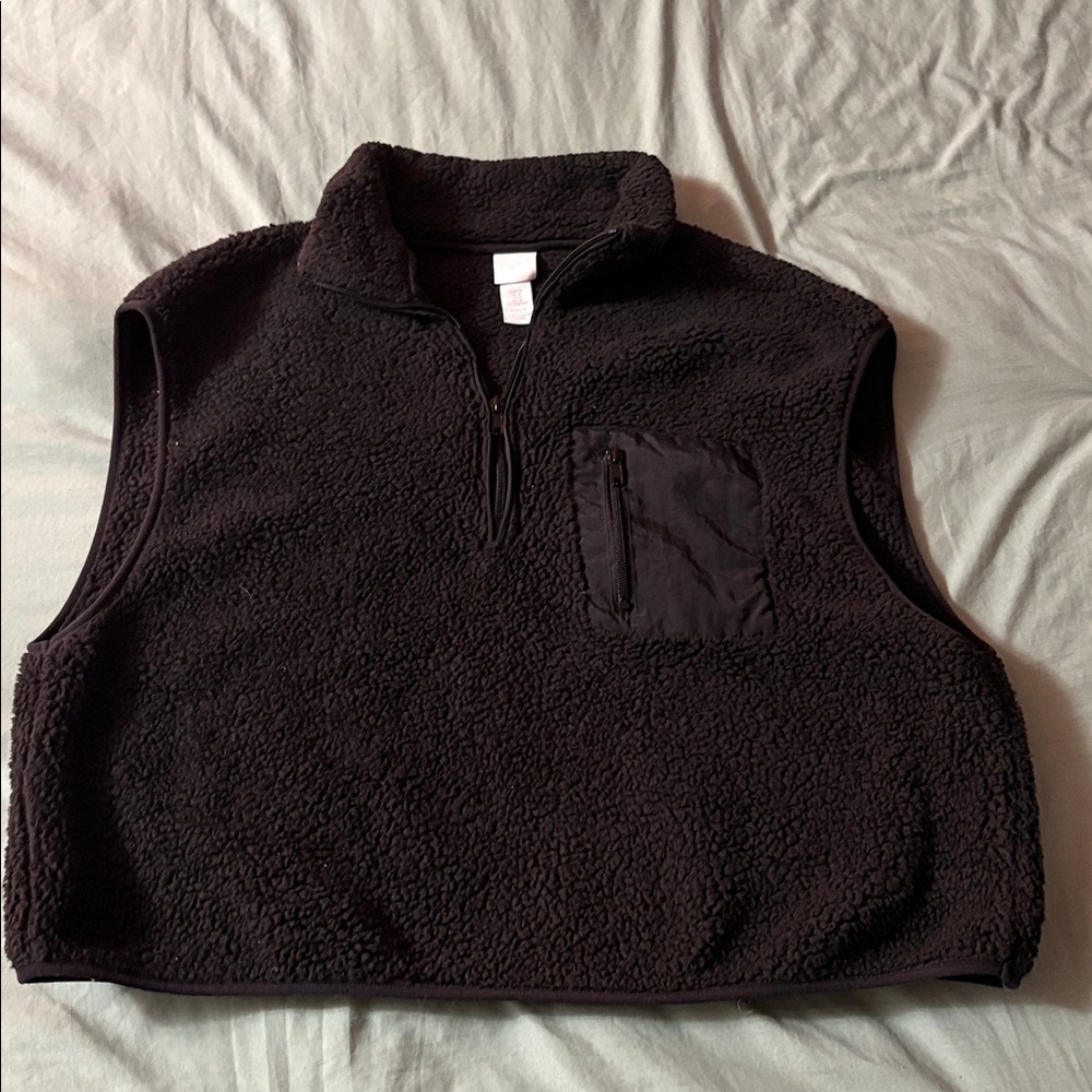 H&M Black Fleece Vest
